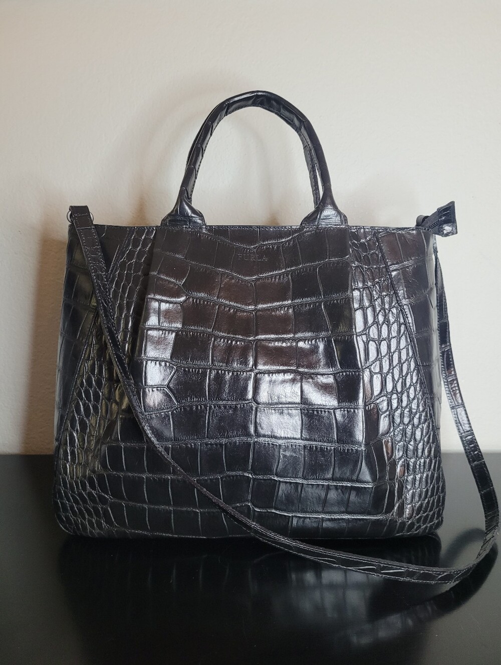 Furla croc embossed tote bag - Picture 3 of 14